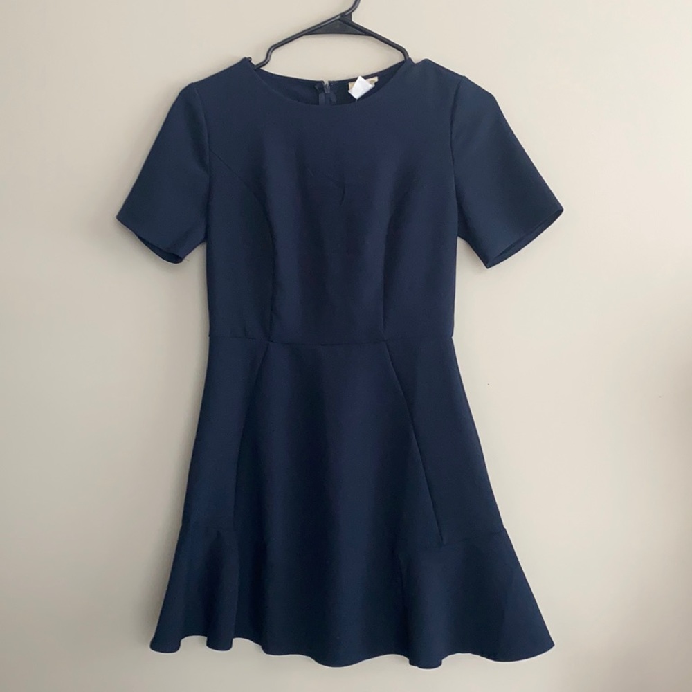 NWT Navy dress. Size small